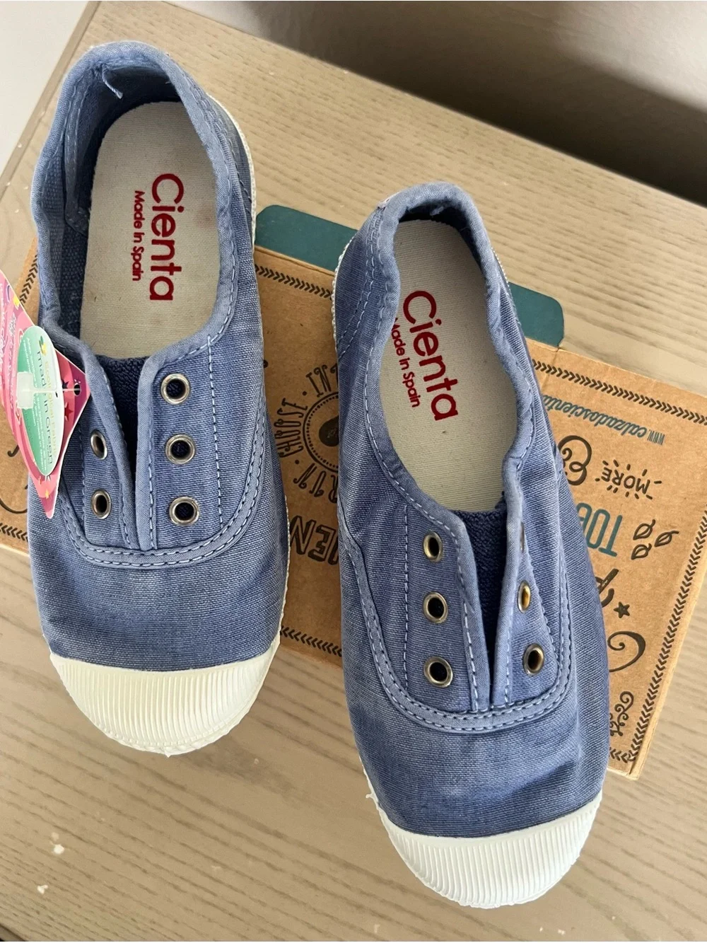 Cienta Kids Slip-On Canvas Sneakers in Denim Blue and White